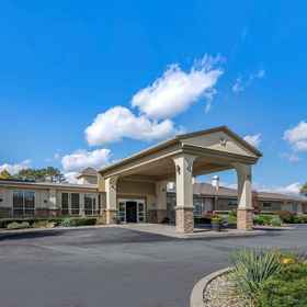 Primary image 1 Comfort Inn Glenmont - Albany South, New York State Museum Hotels