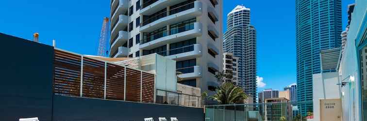 Khác Beachcomber Surfers Paradise