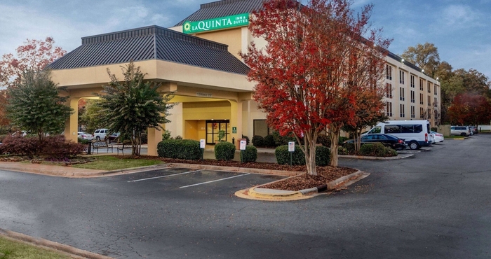 Others La Quinta Inn & Suites by Wyndham Charlotte Airport North