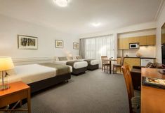 その他 3 Beaumont Kew