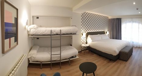 기타 2 Hotel Rice Reyes Católicos