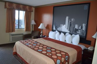 Others 4 Hill Country Inn & Suites