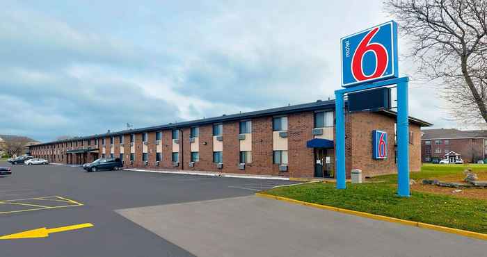 Others Motel 6 Oak Creek, WI