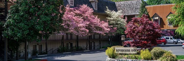 Lain-lain Riverside Inn