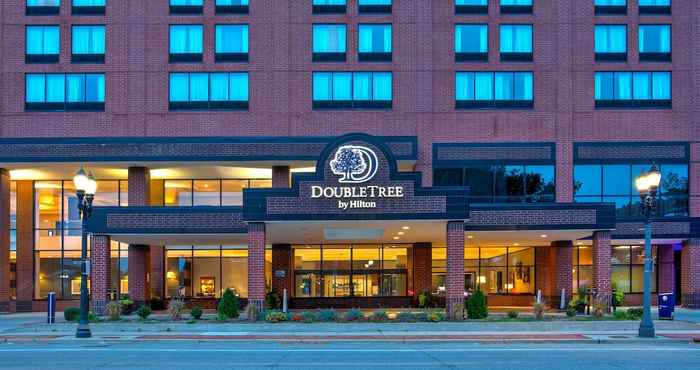 Others DoubleTree by Hilton Lansing