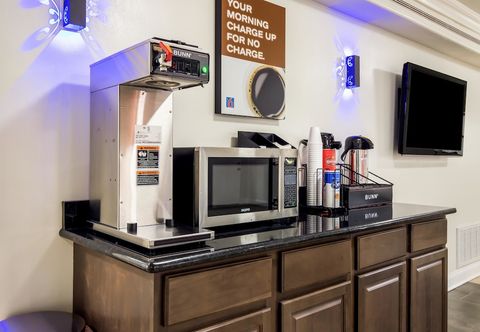 Others Motel 6 North Little Rock, AR - McCain