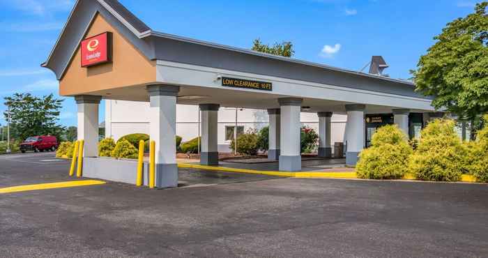 Others Econo Lodge Inn & Suites