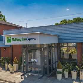 Primary image1Holiday Inn Express PRESTON - SOUTH by IHG, an IHG Hotel,Owl and Bird Of Prey Sanctuary飯店