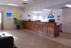 其他 4 Days Inn by Wyndham Huntington