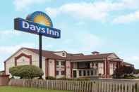 Khác Days Inn by Wyndham Shawnee