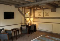 Others 5 Legacy Rose and Crown Hotel