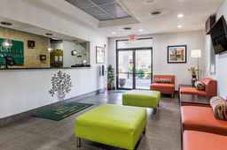 Quality Inn & Suites Greenville - Haywood Mall, Rp 1.460.383