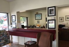 Others 6 Econo Lodge Middlesboro