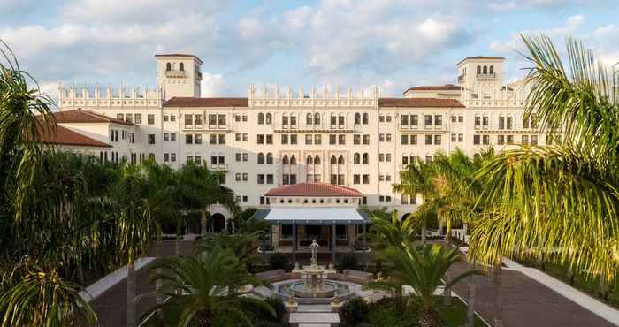 Others Cloister at The Boca Raton