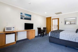 Others 4 Comfort Inn May Park