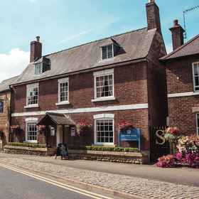 Primary image1紫藤飯店,South Luffenham飯店