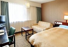 Khác 7 Bandai Silver Hotel