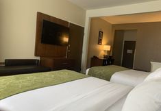 Others 7 Comfort Suites Peoria I-74