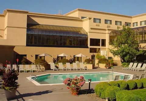 其他 Monarch Hotel & Conference Center