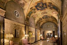 Lainnya The Sherry Netherland