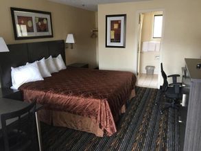 其他 4 Whitney Inn & Suites