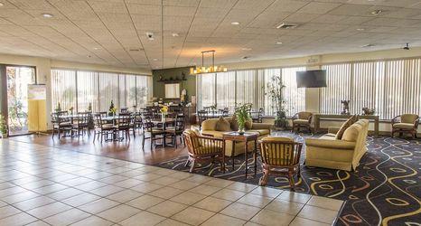 Lain-lain 2 Croix Grand Hotel