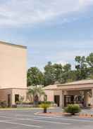 Imej utama Days Inn by Wyndham Myrtle Beach