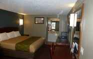 Lain-lain 5 Econo Lodge Pittsburgh I-79