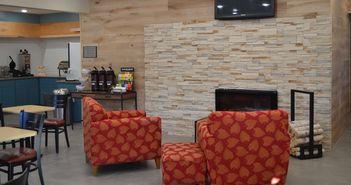 Khác Country Inn & Suites by Radisson, Fairview Heights, IL