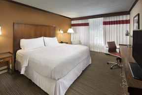 Four Points by Sheraton Kansas City Airport