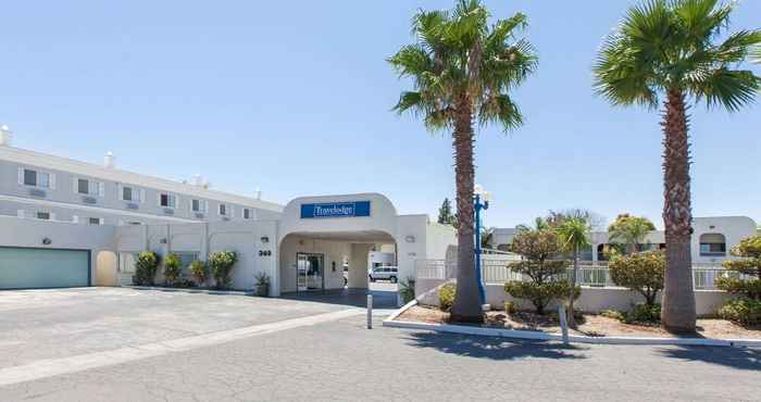 Lainnya Travelodge by Wyndham Los Banos CA