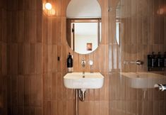 其他 2 Oxford House