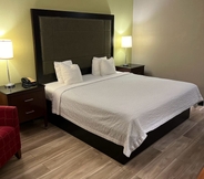 อื่นๆ 3 Days Inn by Wyndham Great Lakes - N. Chicago