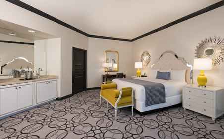 Las Vegas Hotel Rooms & Suites - Paris Las Vegas Hotel & Casino