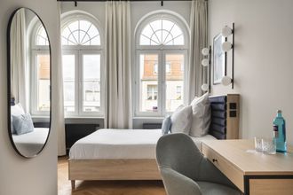 其他 4 Numa Berlin Novela