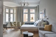 其他 Numa Berlin Novela