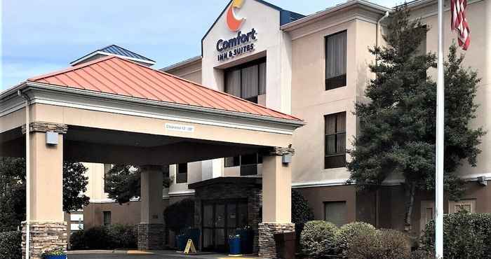 อื่นๆ Comfort Inn & Suites