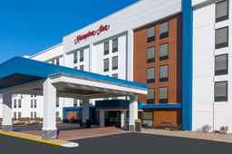 Hampton Inn Salisbury, Rp 4.141.347