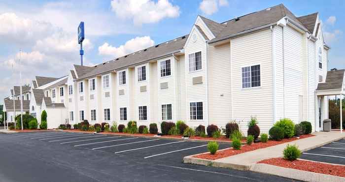 อื่นๆ Microtel Inn & Suites by Wyndham Clarksville