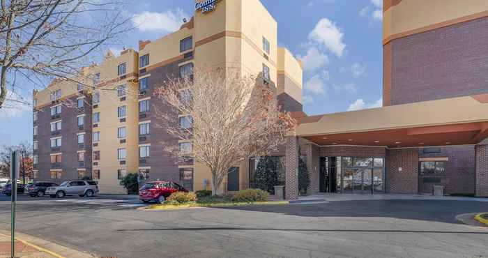 Others Comfort Inn University Center