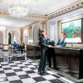 Lobby1紐約皮埃爾泰姬陵飯店,亨特斯 पॉइंट 大道飯店