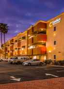 Imej utama Comfort Inn & Suites Huntington Beach