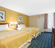 Others 6 Days Inn by Wyndham Greenville