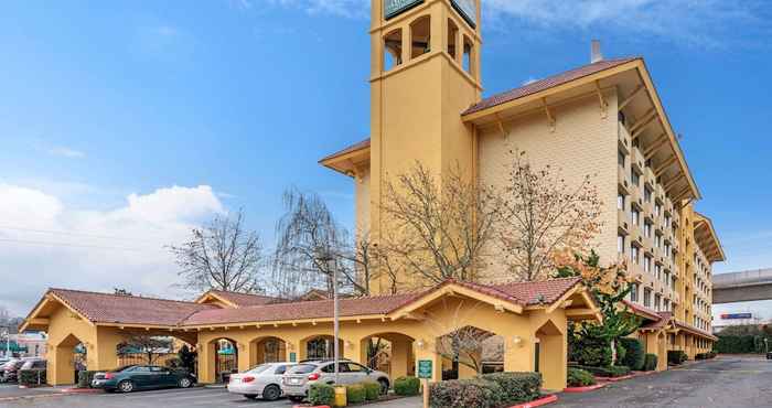 Others La Quinta Inn & Suites by Wyndham Seattle Sea-Tac Airport