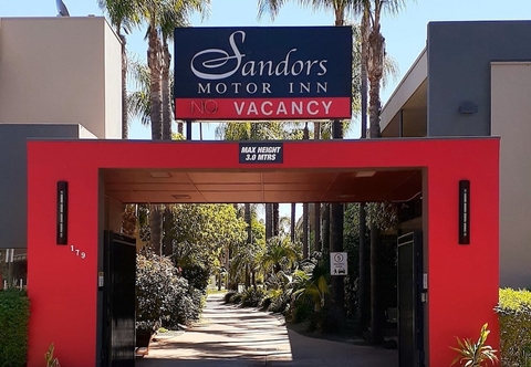 Others Sandors Motor Inn