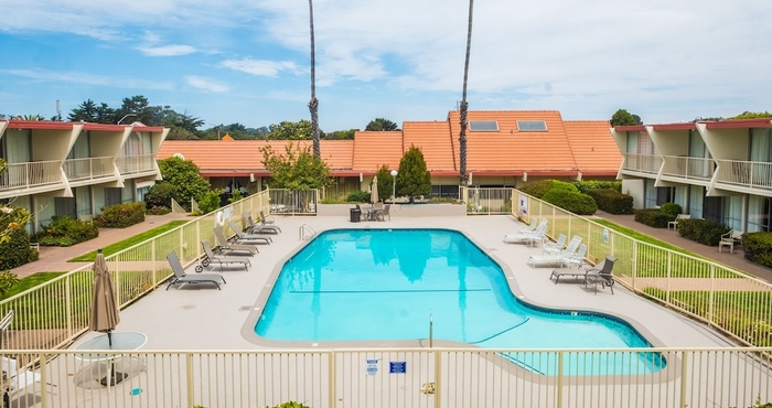 Others Travelodge by Wyndham Monterey Bay