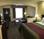 Others 3 Econo Lodge Inn & Suites