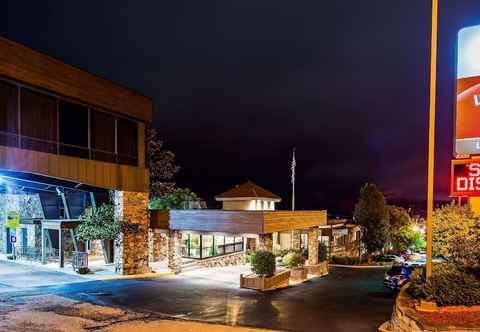 Others Best Western Plus Landing View Inn & Suites