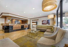 其他 3 Best Western Plus Landing View Inn & Suites