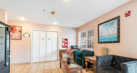 Lainnya 2 Days Inn by Wyndham Federal Way